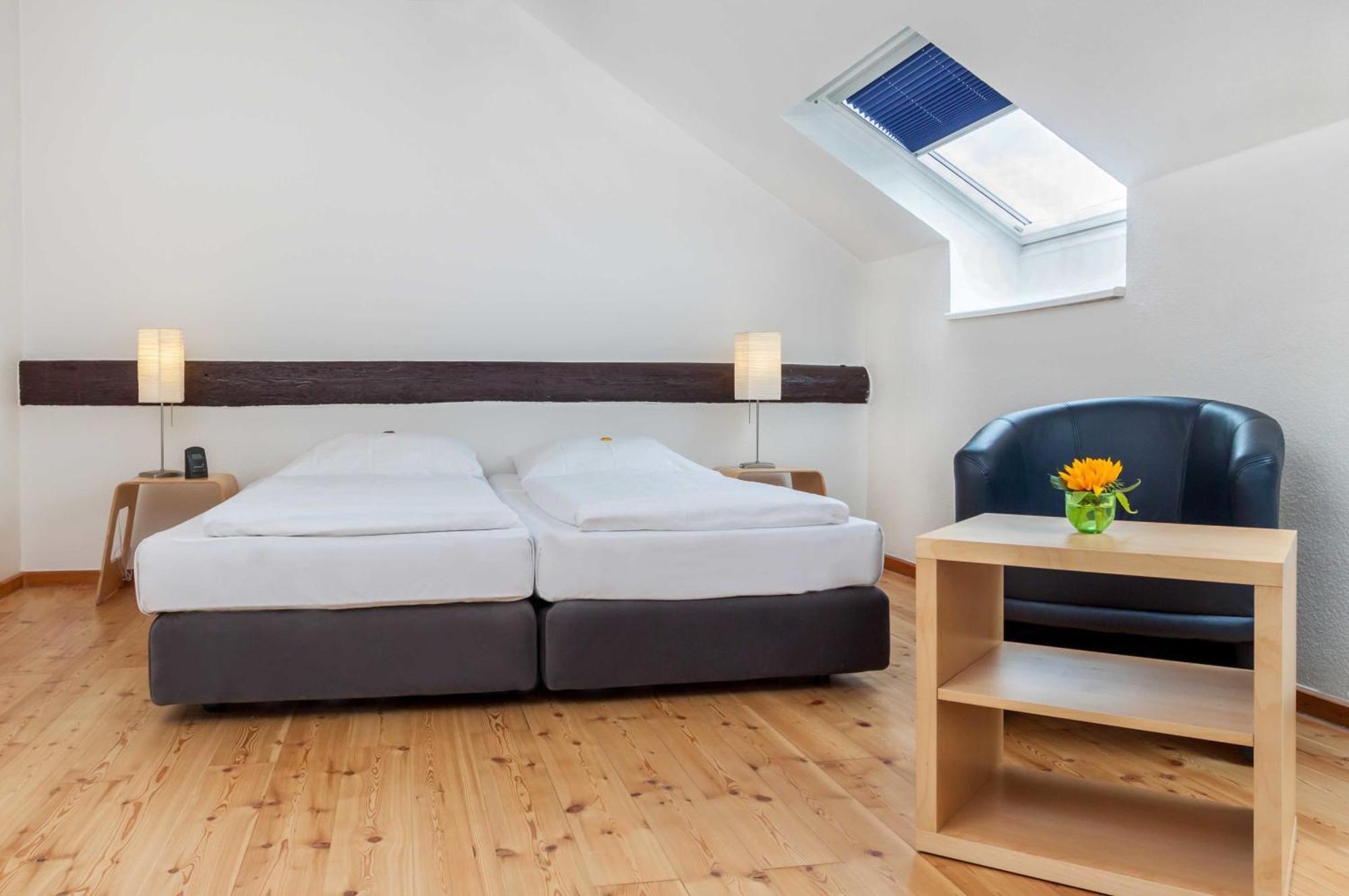 Hotel Zweilinden Meckenheim Bonn Pokoj fotografie